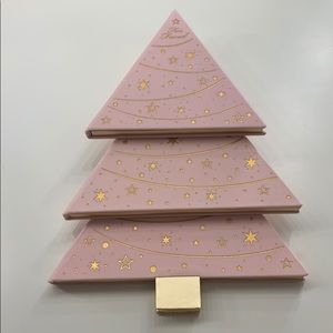 Too faced Christmas tree